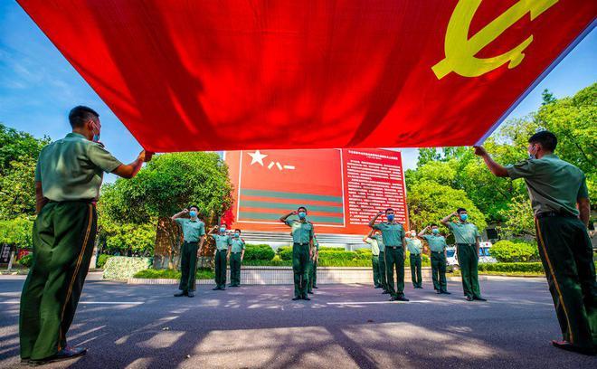 零点行动|弥渡交警多举措强化年关酒驾整治行动