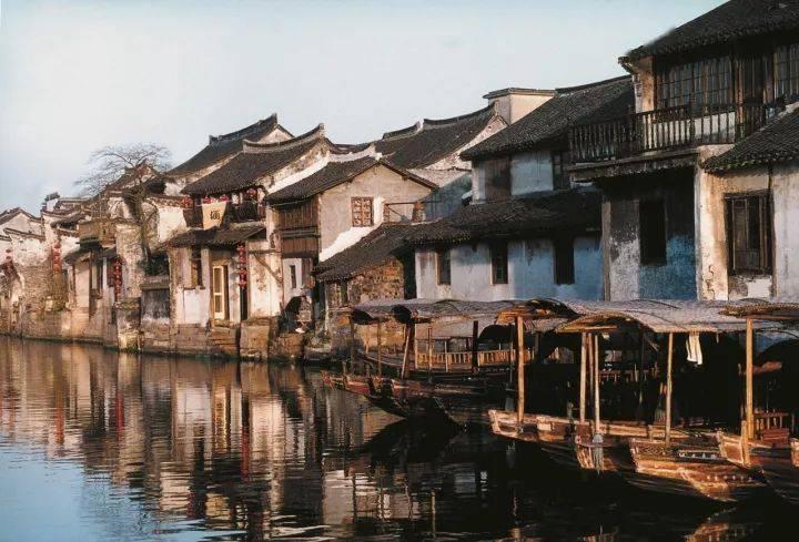“老千”遇“老千”,作弊器信号“串台”露了馅
